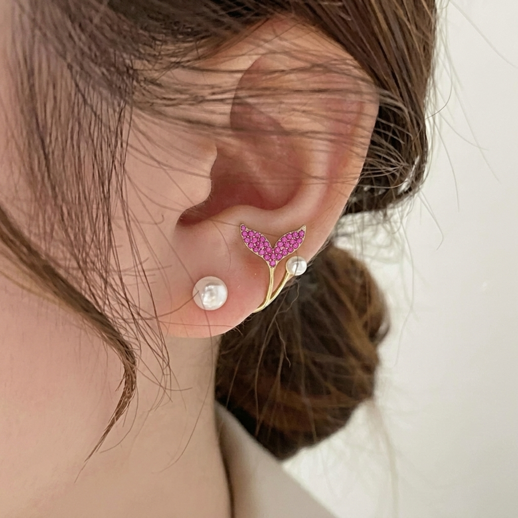 Black Fish Tail Earrings - Korean Style